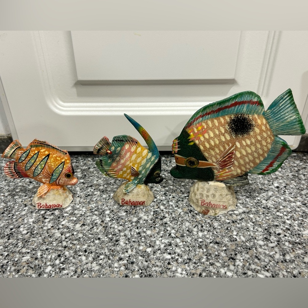 Quantity 3 Bahamas Colorful Fish w/ Coral Bases